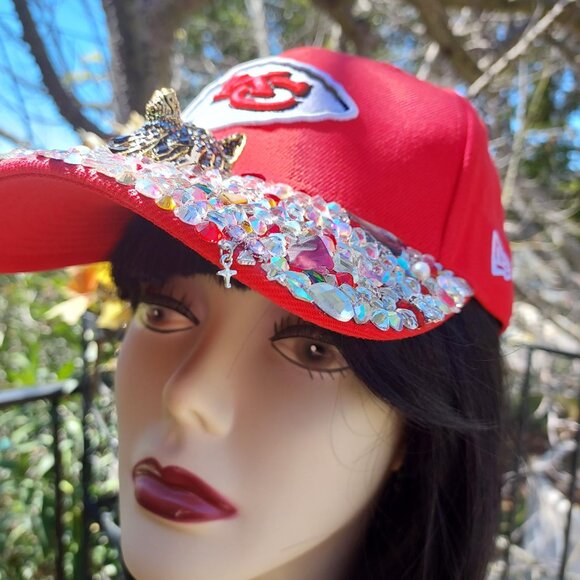 A Red Swarovski Crystal Kansas City Chiefs Hat W/Crystal WOLF Mascot main image 7